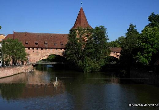 19-06-03-nuernberg-stadtmauer-pegnitz-010