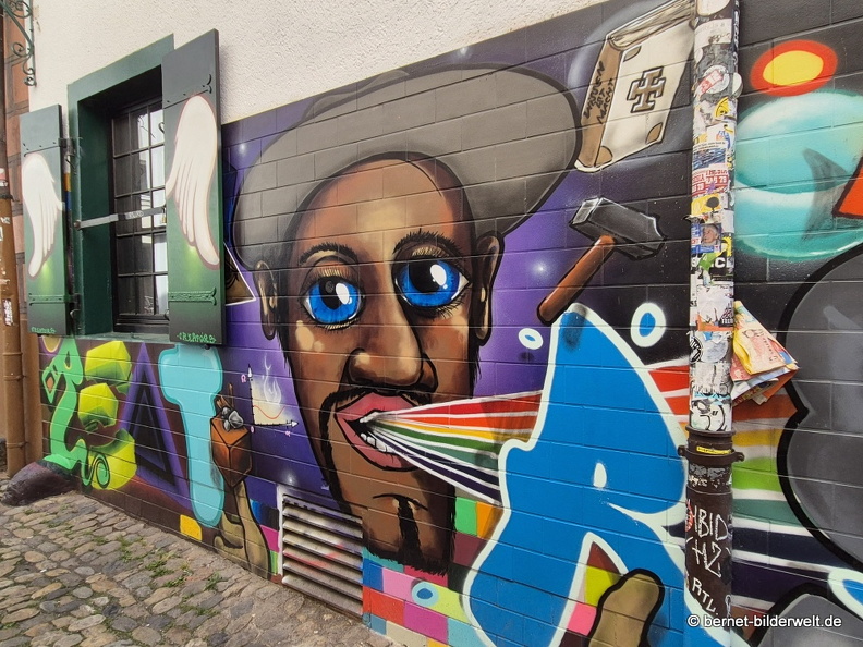 25-08-07-freiburg--graffiti-008.JPG