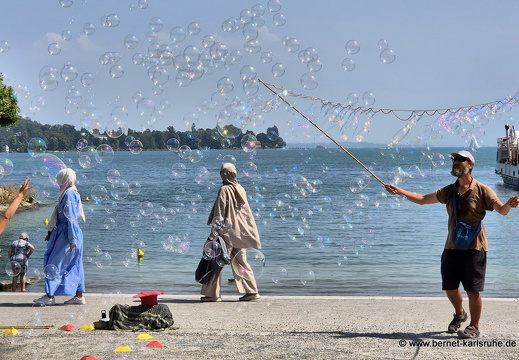 25-08-15-konstanz-seifenblasen-